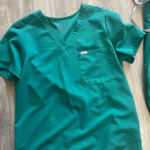 Figs scrub set - Picture 2 of 7